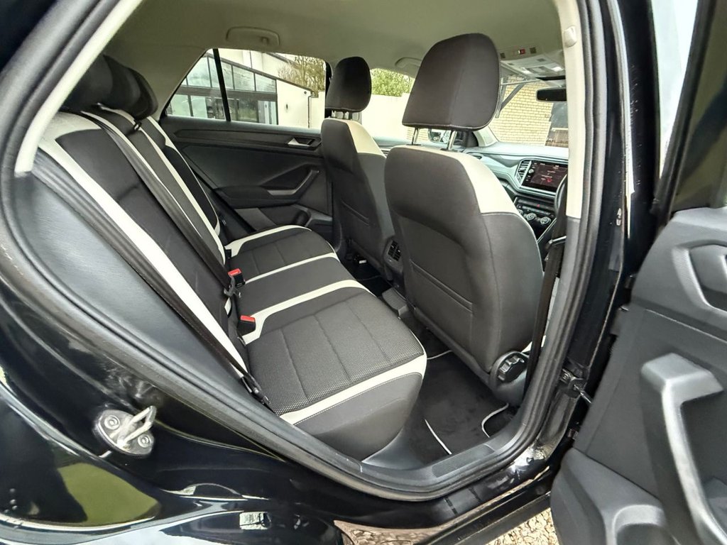 Used Volkswagen T-Roc 2019 for sale - 77122249: Photo 23