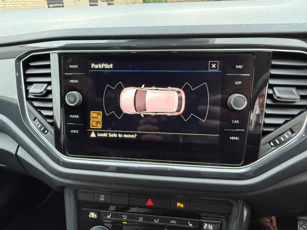 Used Volkswagen T-Roc 2019 for sale - 77122249: Photo 29