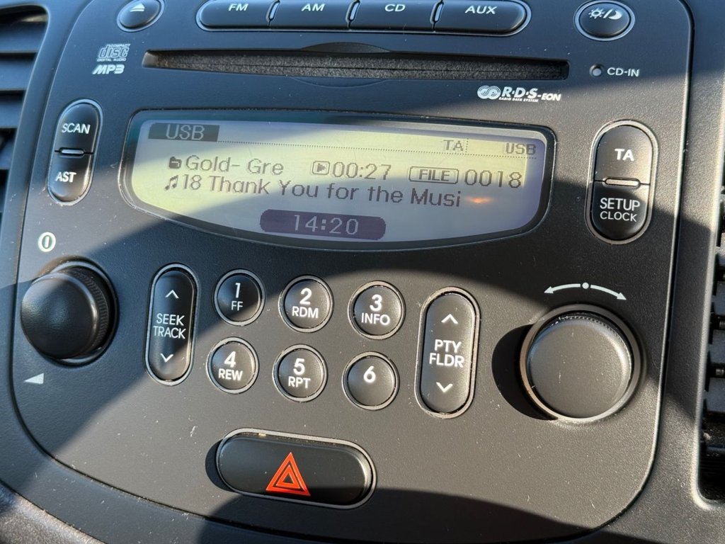 Used Hyundai i10 2011 for sale - 77734400: Photo 26