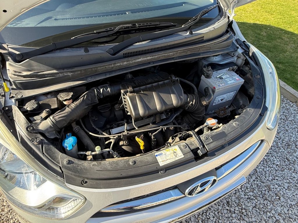 Used Hyundai i10 2011 for sale - 77734400: Photo 27