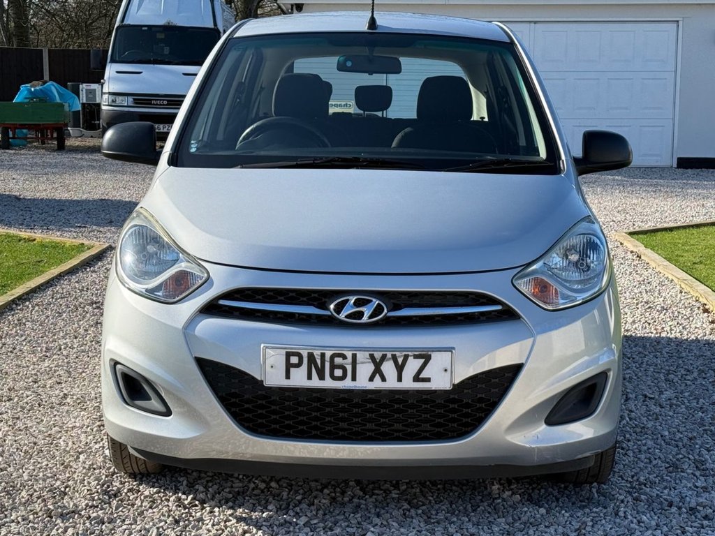 Used Hyundai i10 2011 for sale - 77734400: Photo 5