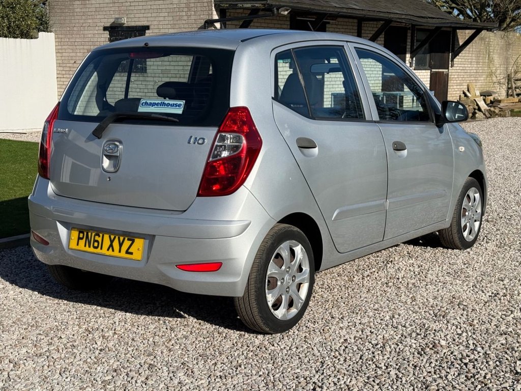 Used Hyundai i10 2011 for sale - 77734400: Photo 9