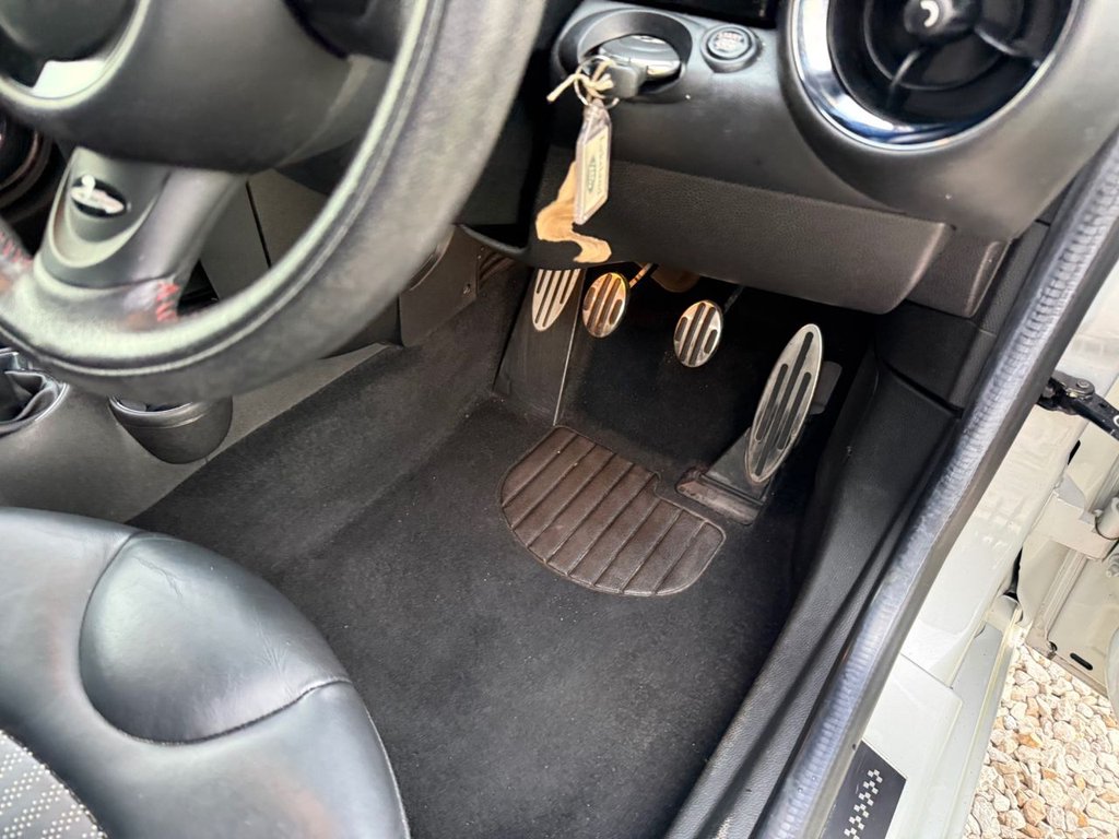 Used MINI Roadster 2013 for sale - 77667496: Photo 17