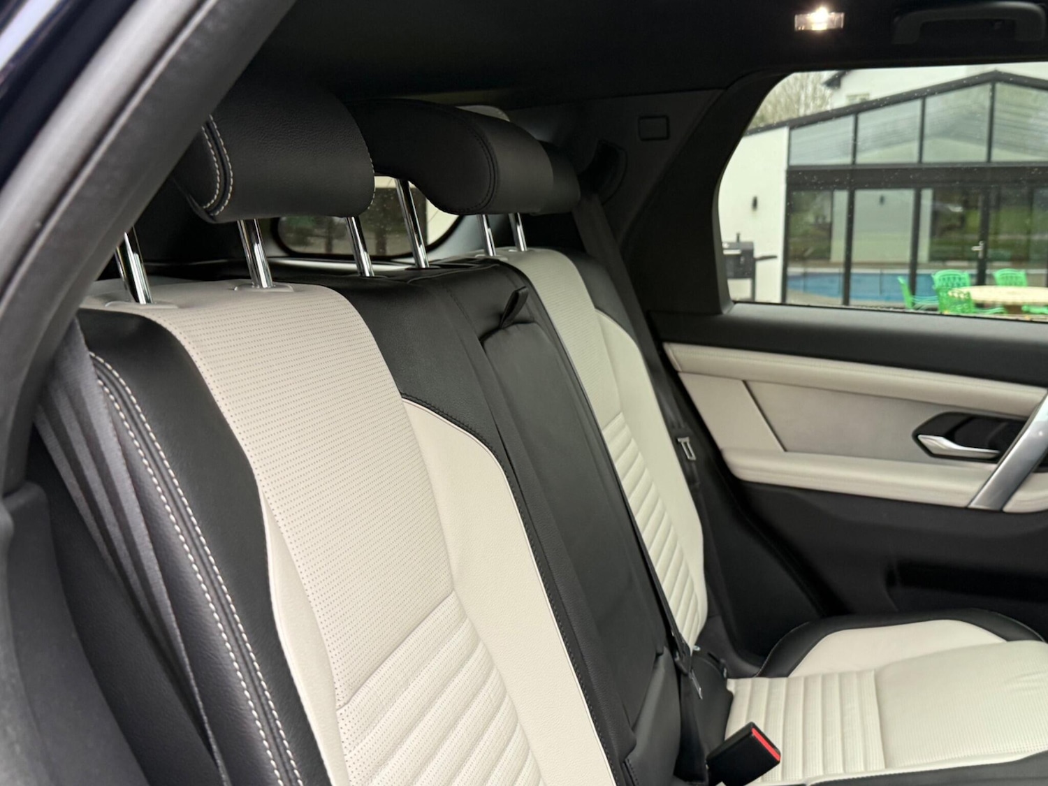 Used Land Rover Discovery Sport 2021 for sale - 76850360: Photo 17