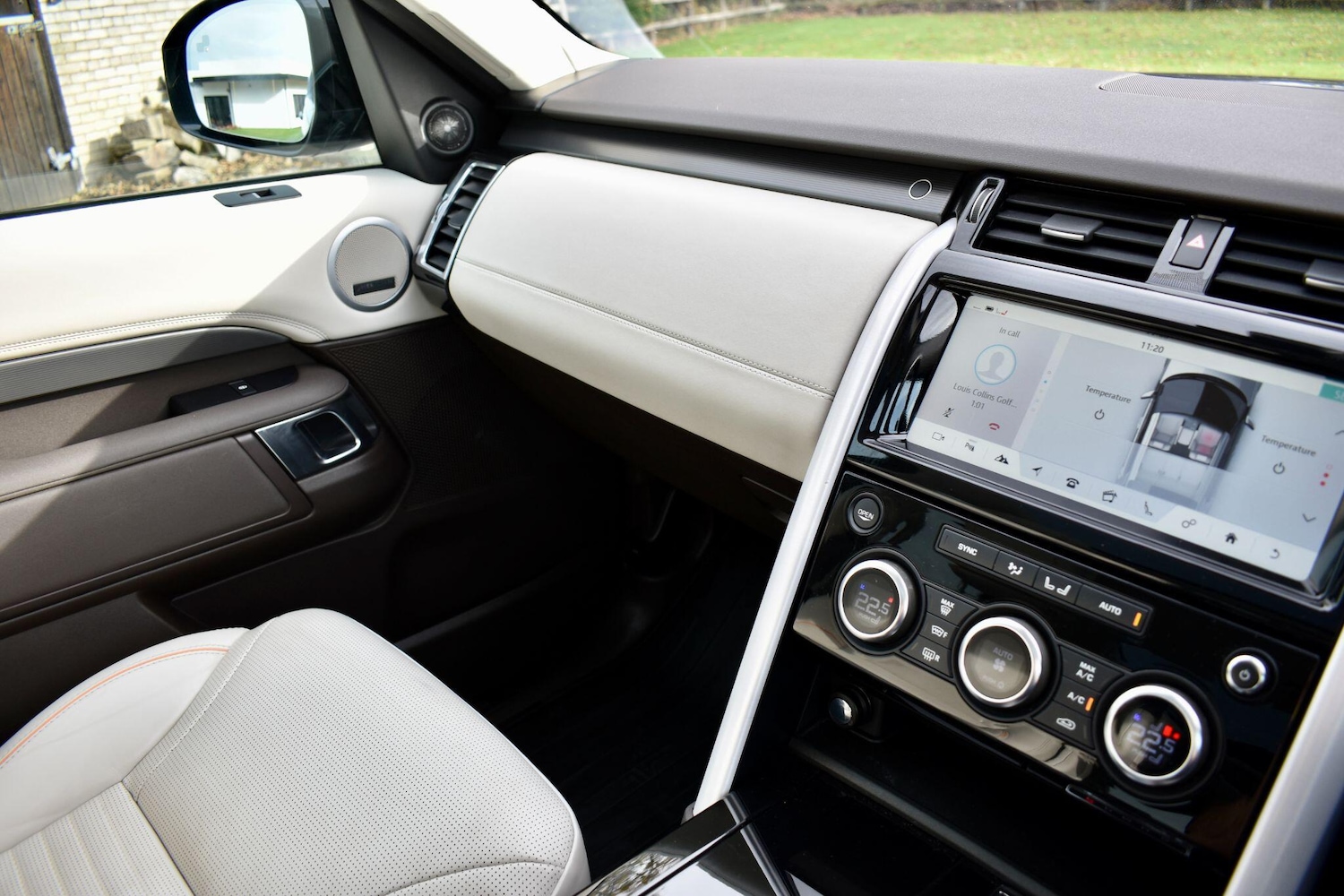 Used Land Rover Discovery 2018 for sale - 76432241: Photo 15