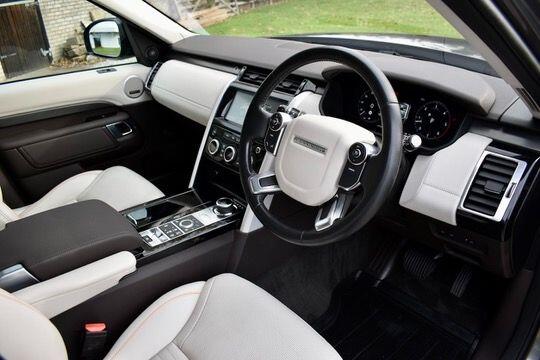 Used Land Rover Discovery 2018 for sale - 76432241: Photo 2