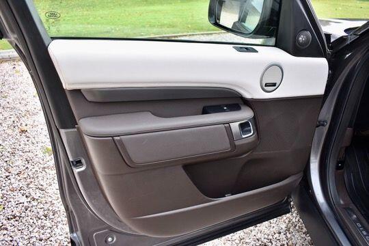 Used Land Rover Discovery 2018 for sale - 76432241: Photo 32