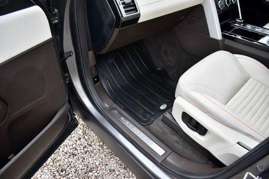 Used Land Rover Discovery 2018 for sale - 76432241: Photo 64