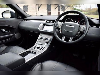 Used Land Rover Range Rover Evoque 2018 for sale - 76550459: Photo