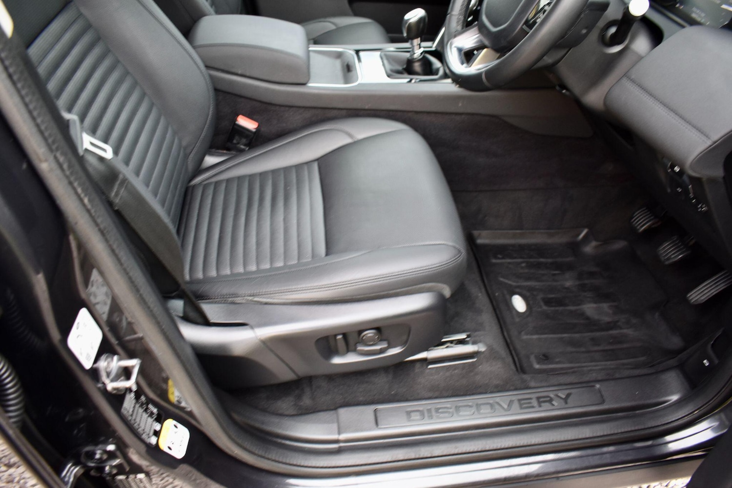 Used Land Rover Discovery Sport 2019 for sale - 76498491: Photo 17