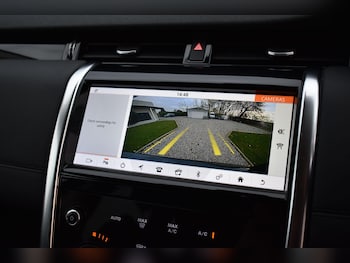 Used Land Rover Discovery Sport 2019 for sale - 76498491: Photo