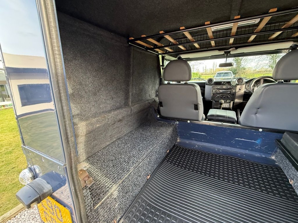 Used Land Rover Defender 2010 for sale - 77483362: Photo 23