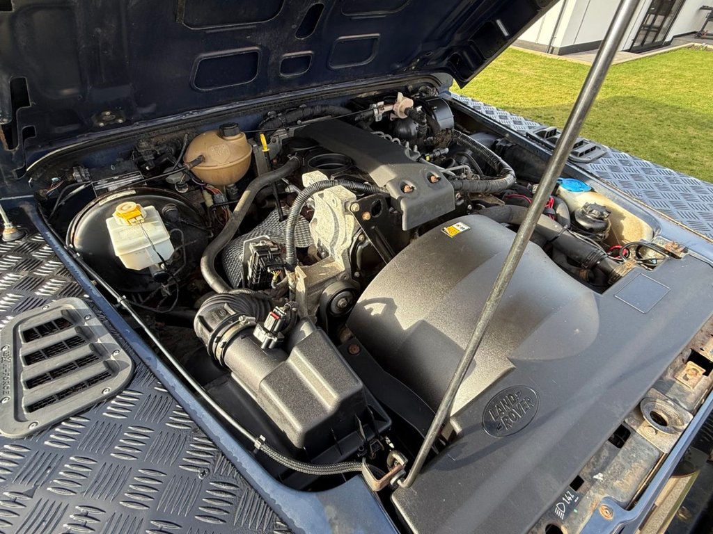 Used Land Rover Defender 2010 for sale - 77483362: Photo 27