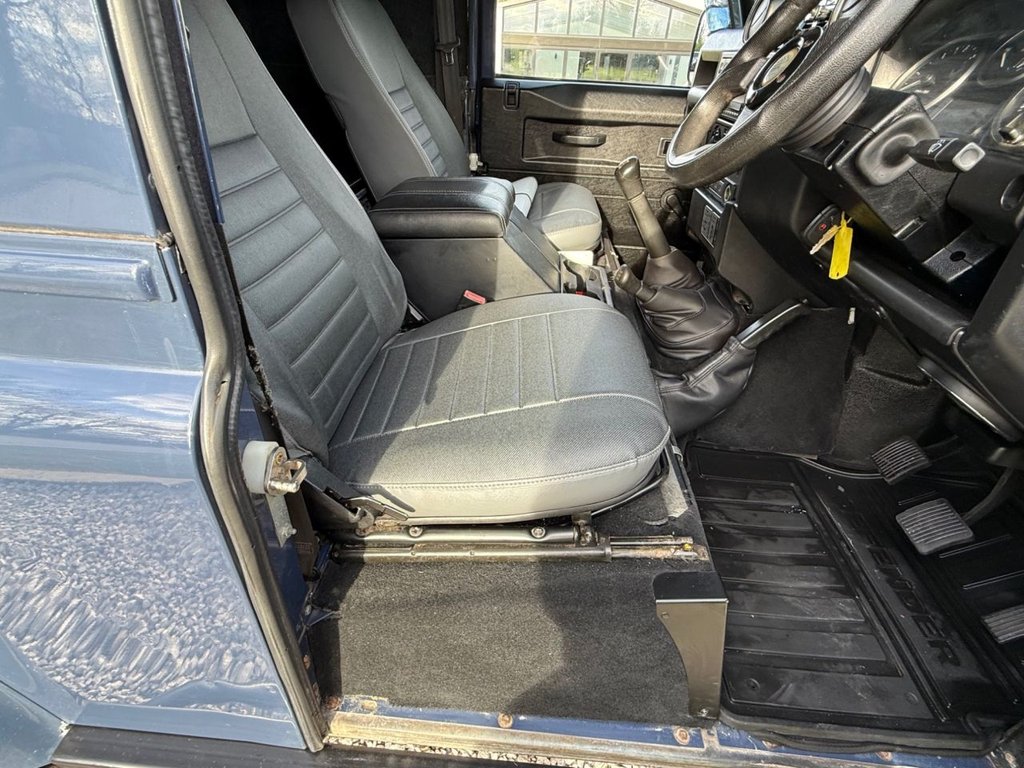 Used Land Rover Defender 2010 for sale - 77483362: Photo 30