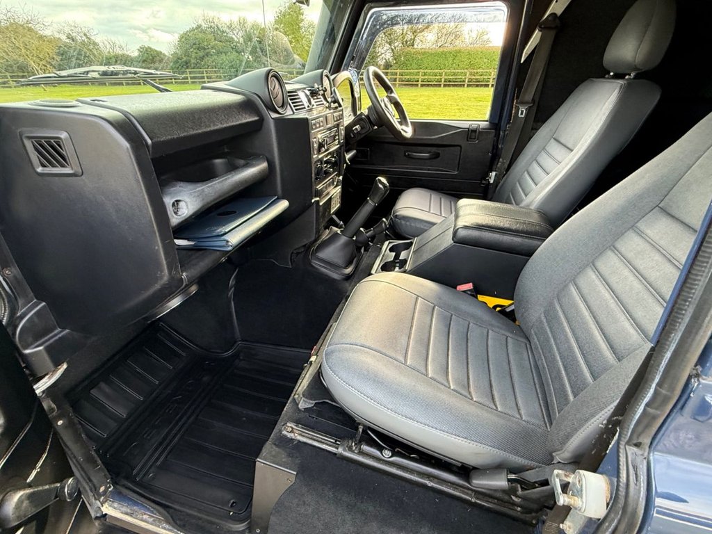 Used Land Rover Defender 2010 for sale - 77483362: Photo 31