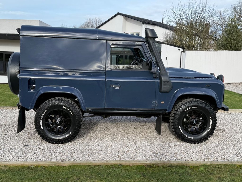 Used Land Rover Defender 2010 for sale - 77483362: Photo 6