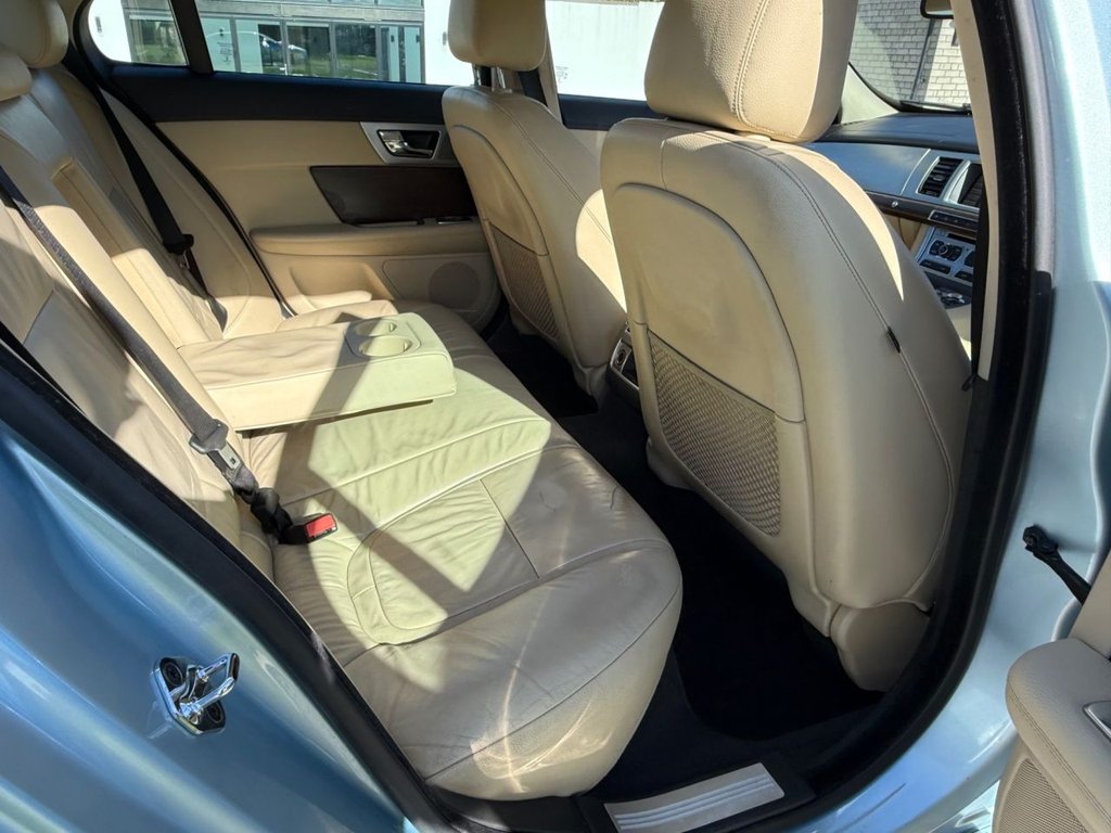 Used Jaguar XF 2013 for sale - 77720368: Photo 20