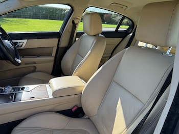 Used Jaguar XF 2013 for sale - 77720368: Photo