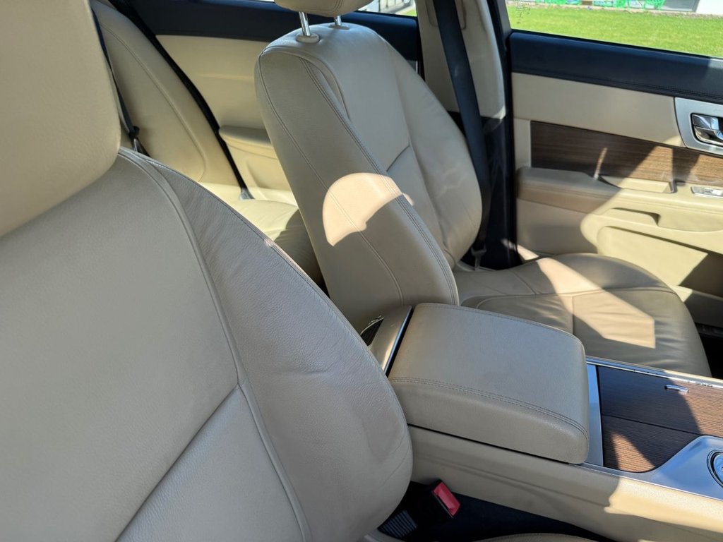Used Jaguar XF 2013 for sale - 77720368: Photo 38
