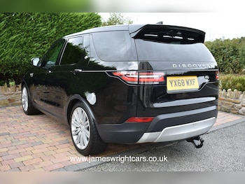 Used Land Rover Discovery 2018 for sale - 76001288: Photo