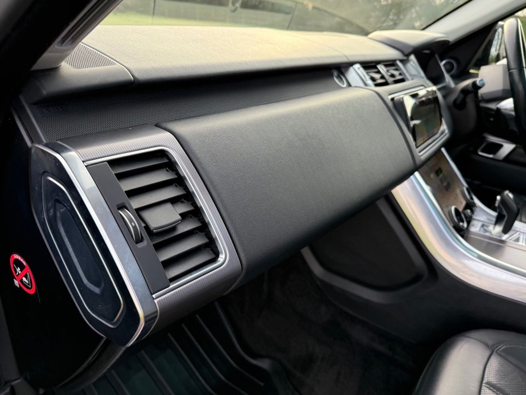 Used Land Rover Range Rover Sport 2018 for sale - 77547121: Photo 37