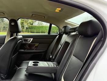 Used Jaguar XF 2011 for sale - 76990438: Photo