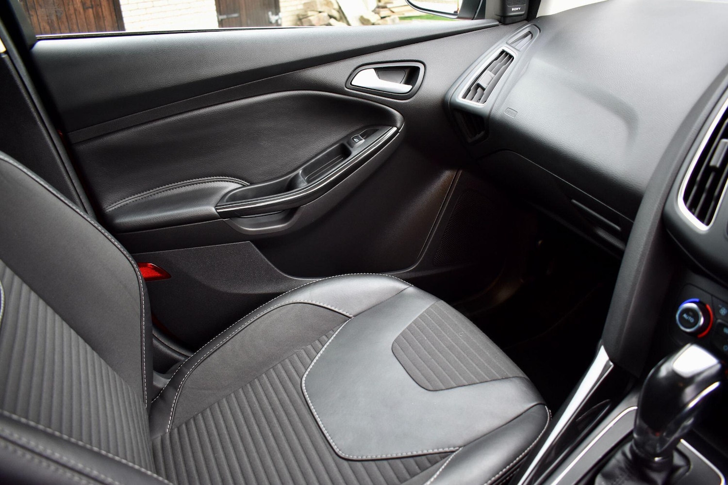 Used Ford Focus 2015 for sale - 76306479: Photo 41