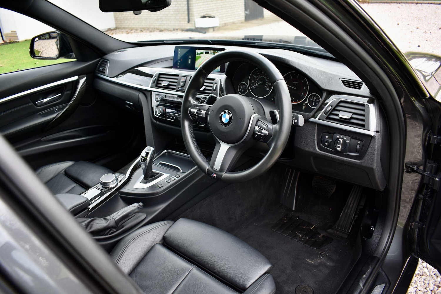 Used BMW 3 Series 2017 for sale - 76498435: Photo 9