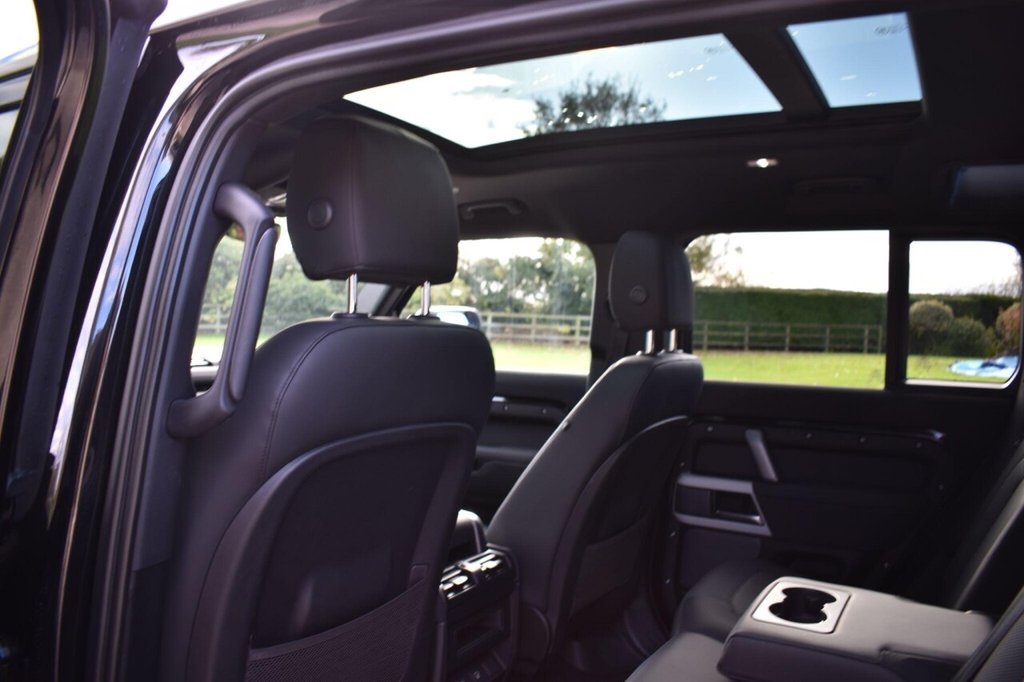 Used Land Rover Defender 2022 for sale - 77001261: Photo 25