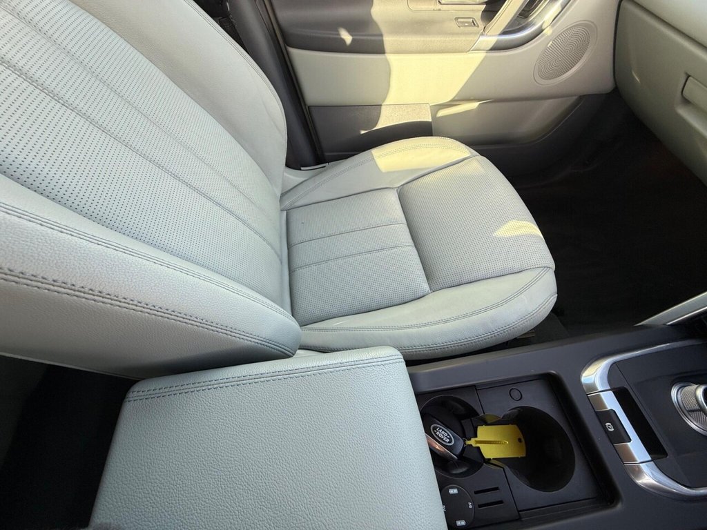 Used Land Rover Discovery Sport 2016 for sale - 77001263: Photo 32