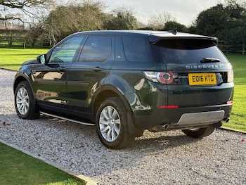 Used Land Rover Discovery Sport 2016 for sale - 77001263: Photo