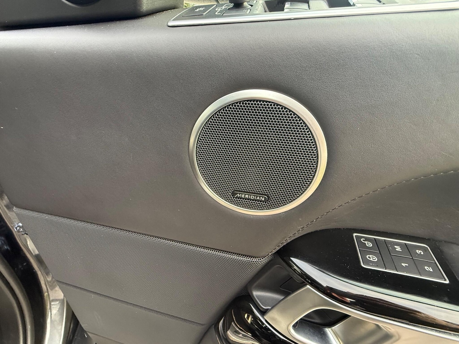 Used Land Rover Range Rover 2016 for sale - 76898937: Photo 60