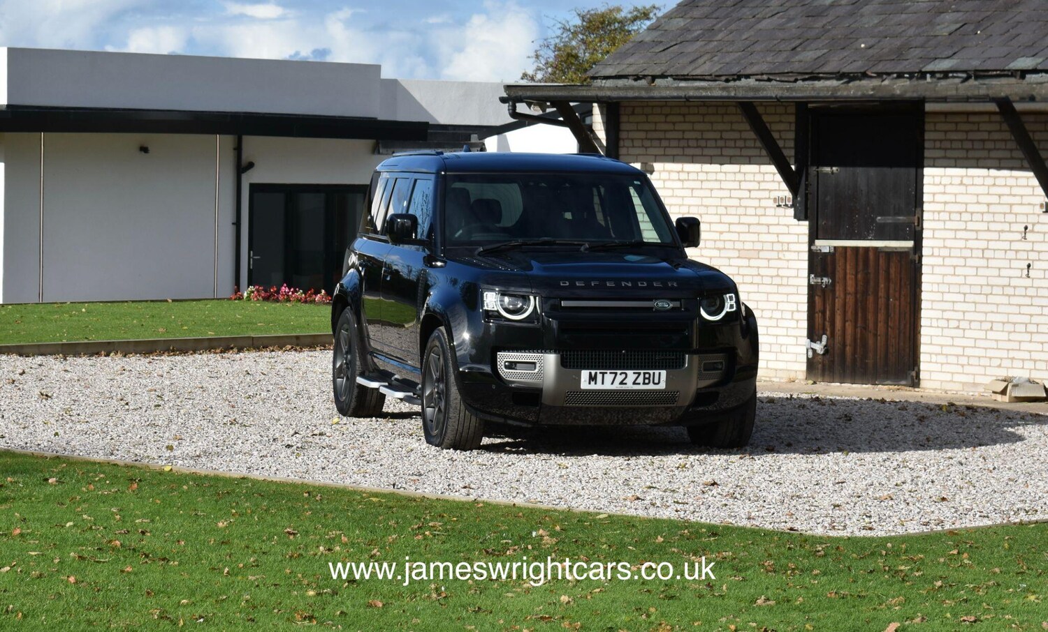 Used Land Rover Defender 110 2022 for sale - 76360105: Photo 9