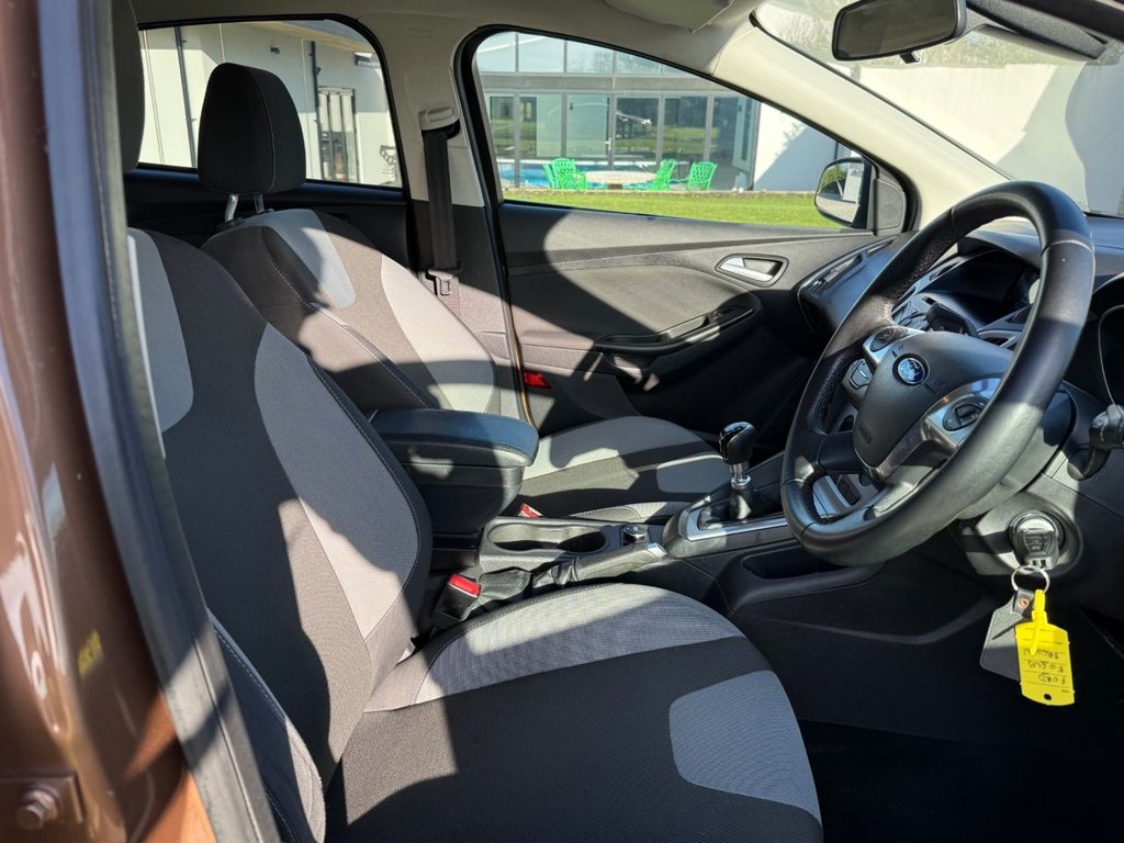 Used Ford Focus 2012 for sale - 77356235: Photo 4