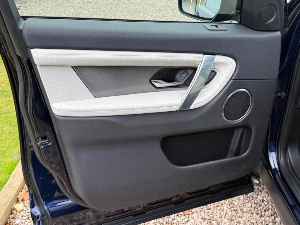 Used Land Rover Discovery Sport 2021 for sale - 77001262: Photo 26