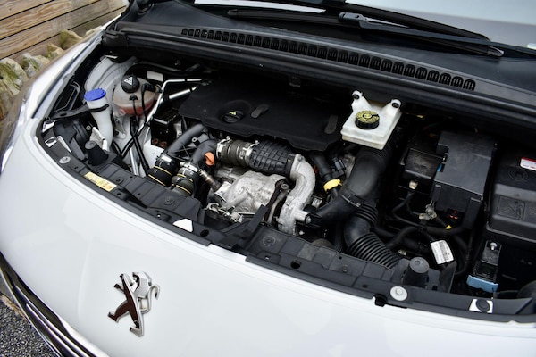 Used Peugeot 3008 2015 for sale - 76295685: Photo 25