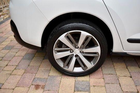 Used Peugeot 3008 2015 for sale - 76295685: Photo 29