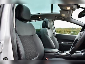 Used Peugeot 3008 2015 for sale - 76295685: Photo 2