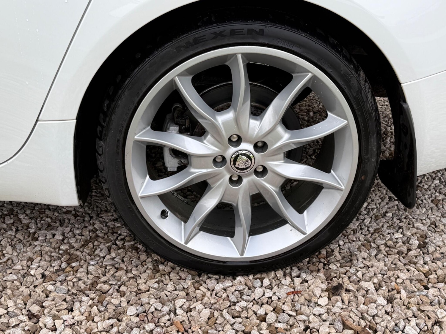 Used Jaguar XF 2011 for sale - 76584374: Photo 24