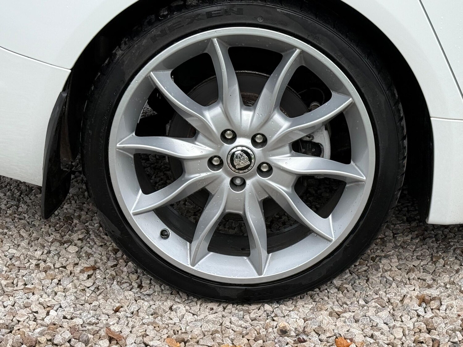 Used Jaguar XF 2011 for sale - 76584374: Photo 25