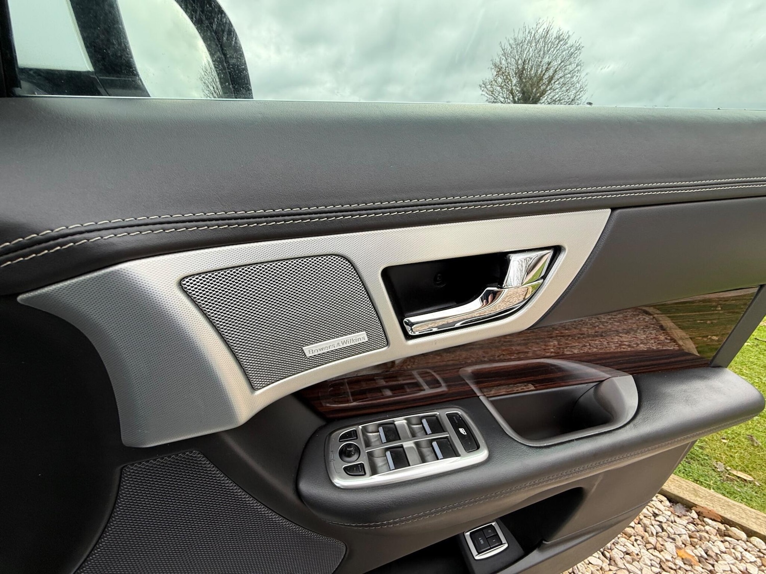 Used Jaguar XF 2011 for sale - 76584374: Photo 35