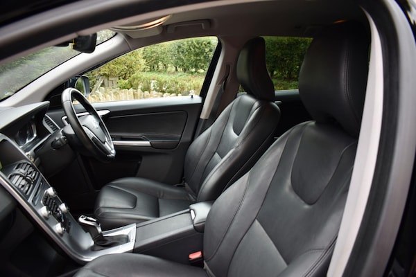 Used Volvo XC60 2016 for sale - 76215421: Photo 41