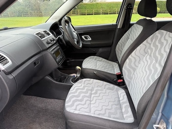 Used Skoda Fabia 2009 for sale - 77452405: Photo