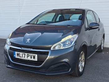 Used Peugeot 208 2017 for sale - 78610084: Photo