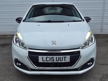 Used Peugeot 208 2015 for sale - 78610095: Photo