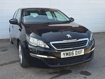 Used Peugeot 308 2016 for sale - 78610100: Photo