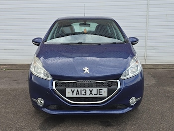 Used Peugeot 208 2013 for sale - 78610075: Photo