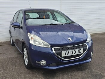 Used Peugeot 208 2013 for sale - 78842742: Photo