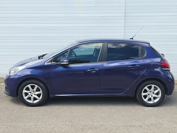 Used Peugeot 208 2017 for sale - 78958484: Photo