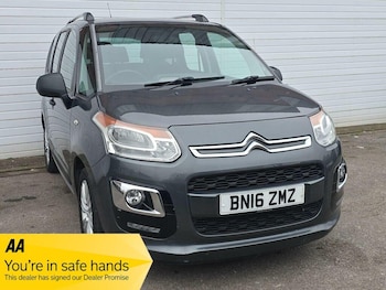 Used Citroen C3 Picasso 2016 for sale - 78610073: Photo
